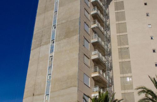 Vista fachada C del Proyecto básico y de ejecución del Edificio Torre del Castillo, en Jávea, Alicante. Proyecto, dirección de obra y rehabilitación de fachada realizada íntegramente por personal de Global Home Happiness.